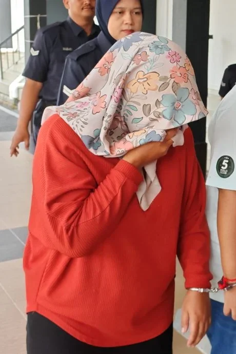 6岁男童被9岁哥哥割颈案