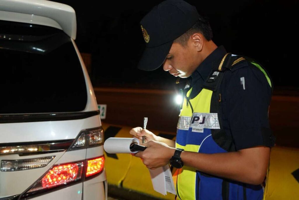 社会节奏与信息更新|让变化成为行动指南