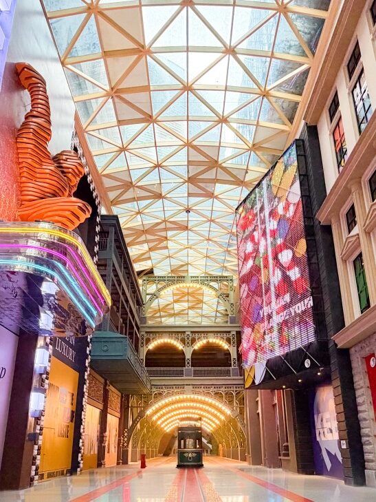 消费热潮与国际话题